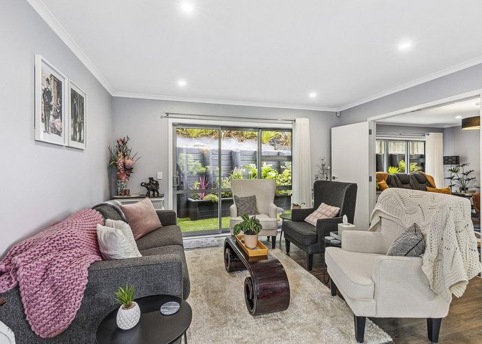  at 148 Endeavour Drive, Whitby, Porirua