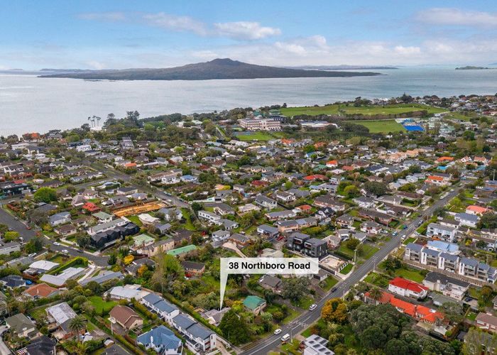  at 38 Northboro Road, Hauraki, North Shore City, Auckland