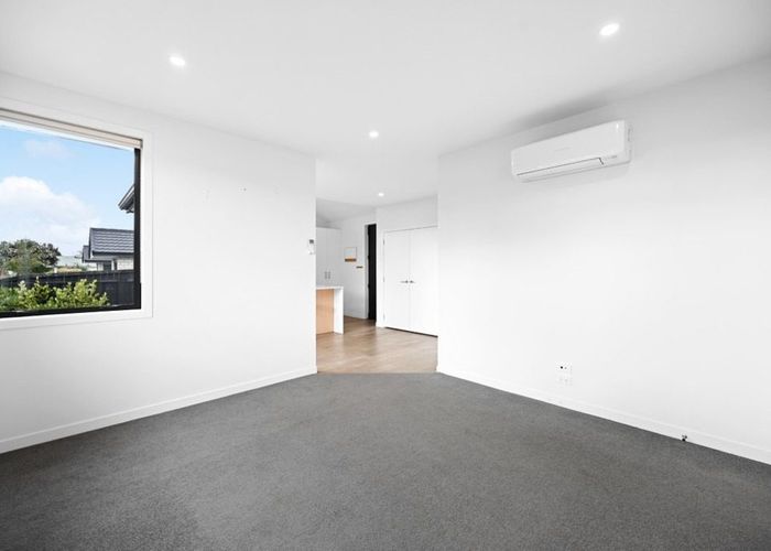 at 1/81 Storey Avenue, Forest Lake, Hamilton