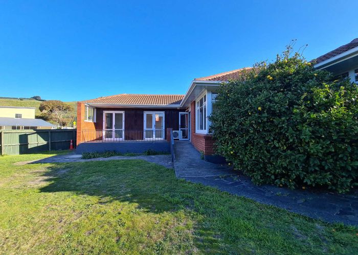  at 55 Wakefield Avenue, Sumner, Christchurch