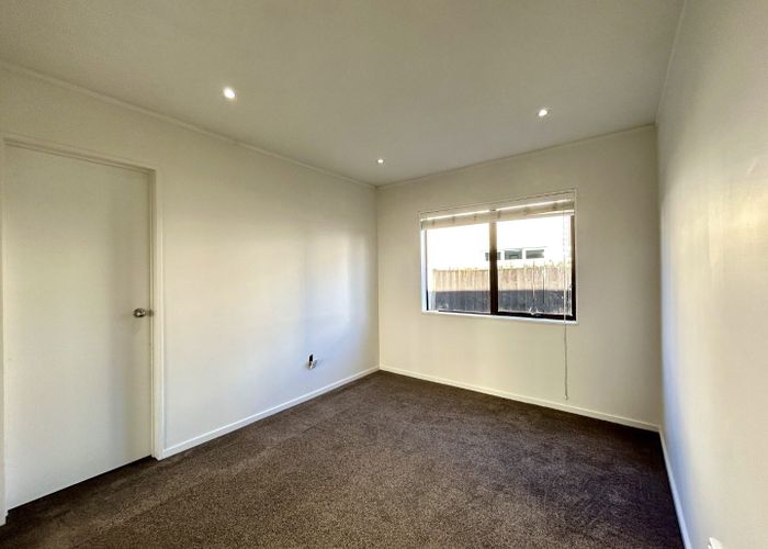  at 4/58 Manuroa road, Takanini, Papakura, Auckland