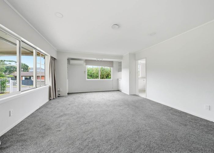 at 1/27 Parkhill Road, Mellons Bay, Manukau City, Auckland