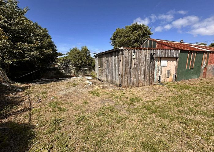  at 5 Shore Street, Andersons Bay, Dunedin, Otago