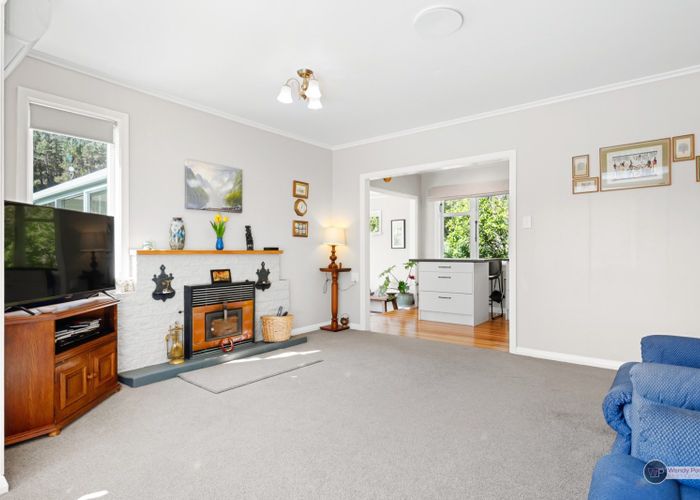  at 52 Elmslie Road, Pinehaven, Upper Hutt