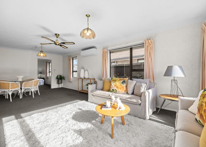  at 2/1 Alvarez Place, Somerfield, Christchurch