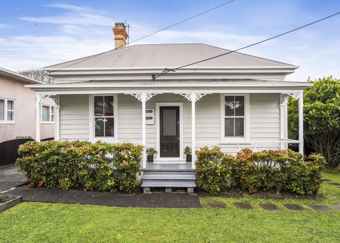  at 12 Fifth Avenue, Mount Albert, Auckland