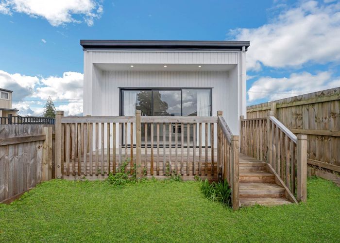  at 63  Flanshaw Road, Te Atatu South, Waitakere City, Auckland