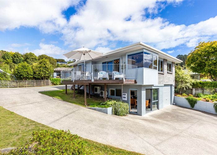  at 19 Reeves Road, Acacia Bay, Taupo