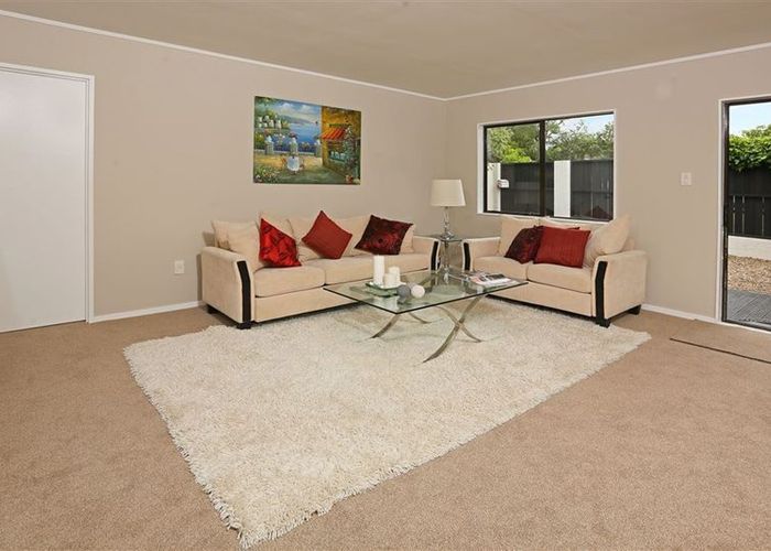  at 122 Colwill Road, Massey, Waitakere City, Auckland
