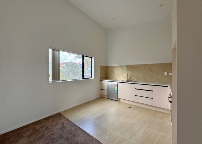  at 3/86 Priestley Drive, Bucklands Beach, Manukau City, Auckland