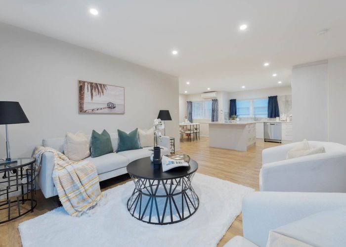  at 2/2 Tye Road, Hillcrest, North Shore City, Auckland