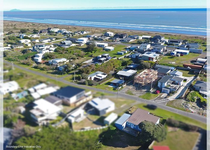  at 13 Nelson Street, Foxton Beach, Horowhenua, Manawatu / Whanganui