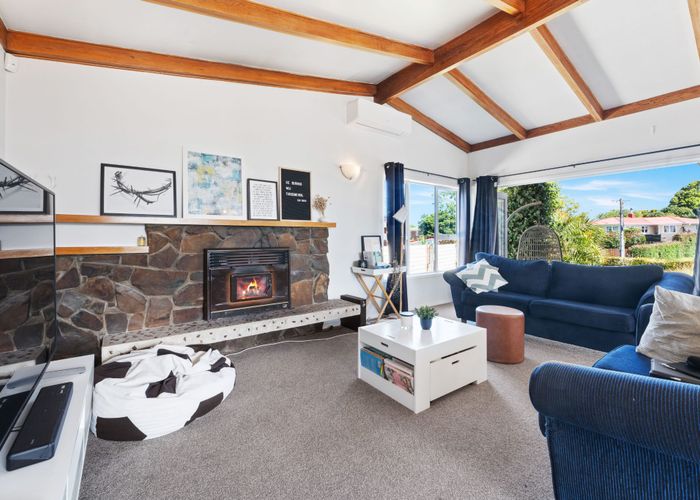  at 1 Sexton Place, Manurewa East, Manukau City, Auckland