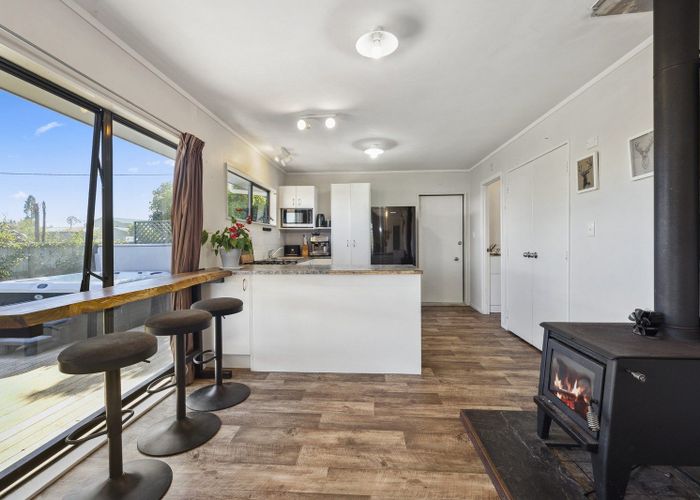  at 34 Robinson Avenue, Holdens Bay, Rotorua