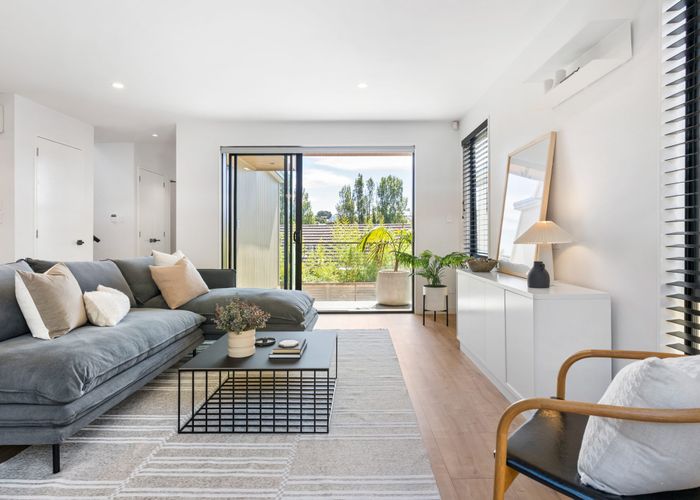  at 49B Northboro Road, Belmont, North Shore City, Auckland