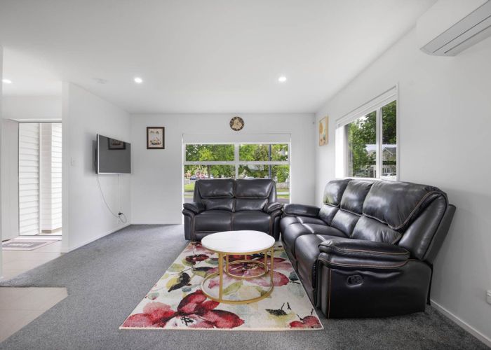  at 52 Popokatea Drive, Takanini, Papakura, Auckland