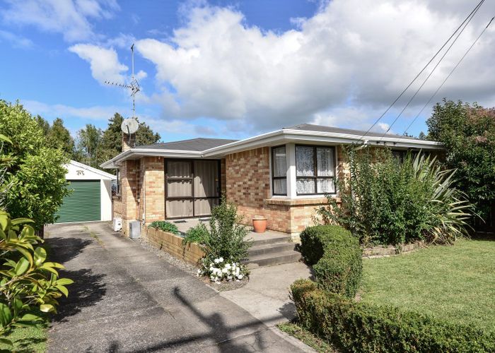  at 30 Bruce Avenue, Glenview, Hamilton