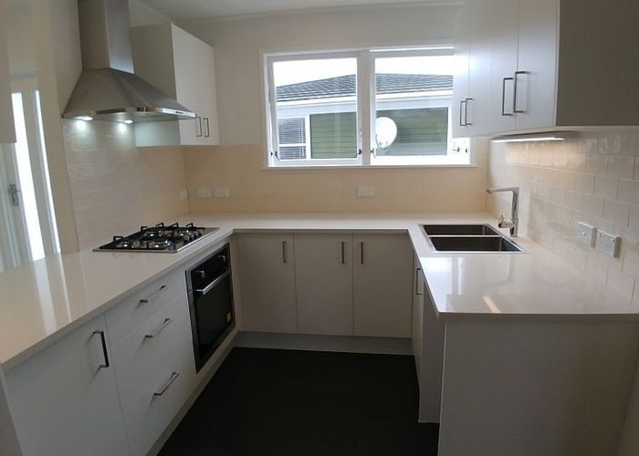  at 89 Lauderdale Road, Birkdale, Auckland