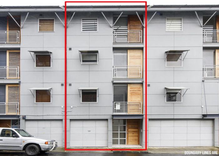  at 2/30 Augustus Terrace, Parnell, Auckland