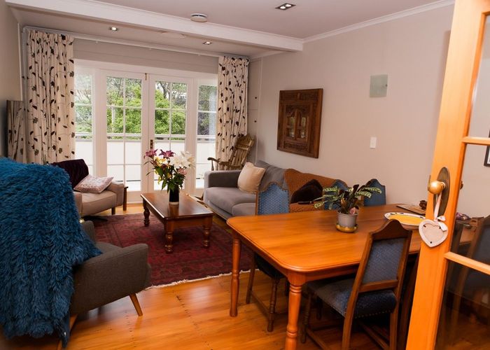  at 4 Omar Street, Khandallah, Wellington, Wellington