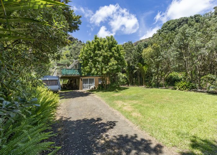  at 11 Karekare Road, Karekare, Auckland