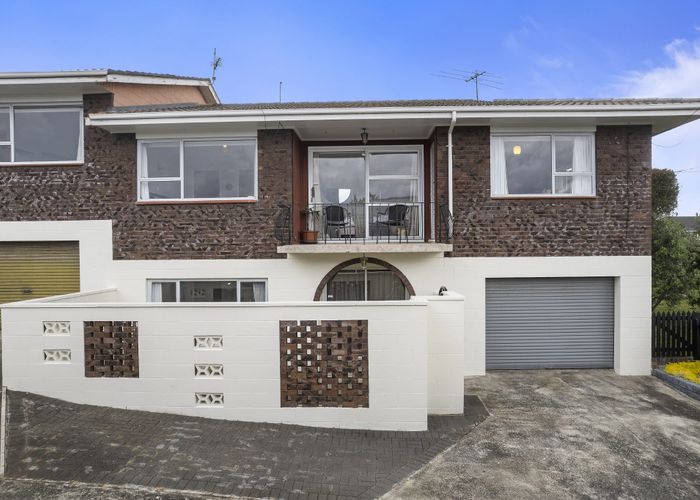  at 1/11 Wairiki Road, Mount Eden, Auckland