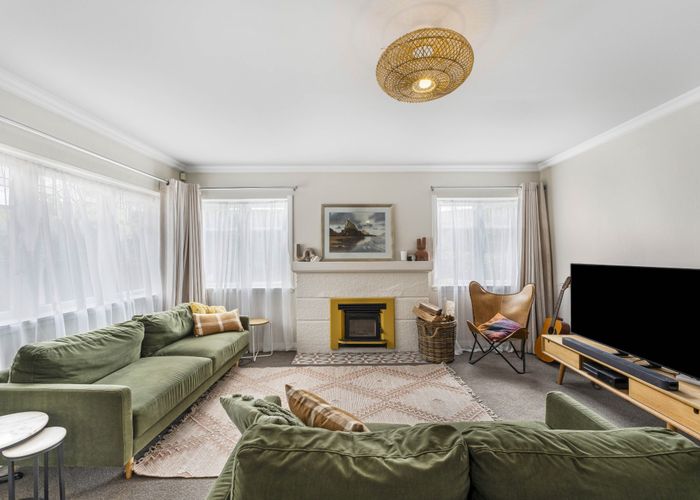  at 4 Barrack Road, Mount Wellington, Auckland City, Auckland