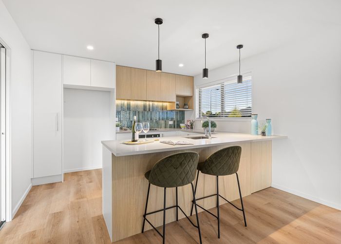  at 12 Freeville Place, New Brighton, Christchurch