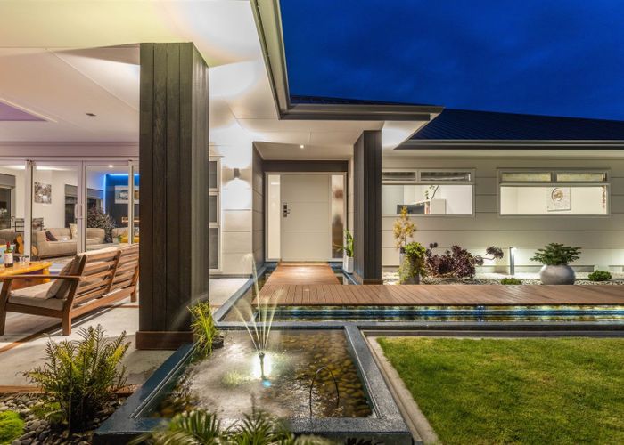  at 1A Tupuhi Place, Highlands Park, New Plymouth