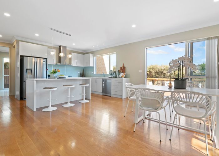  at 7 Ballyboe Place, Pinehill, Auckland
