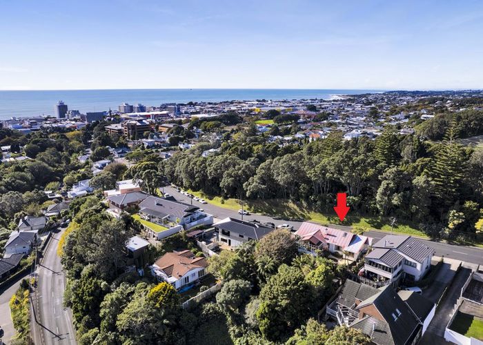  at 16 Victoria Road, New Plymouth, New Plymouth