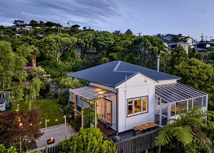  at 4 Sheridan Terrace, Johnsonville, Wellington