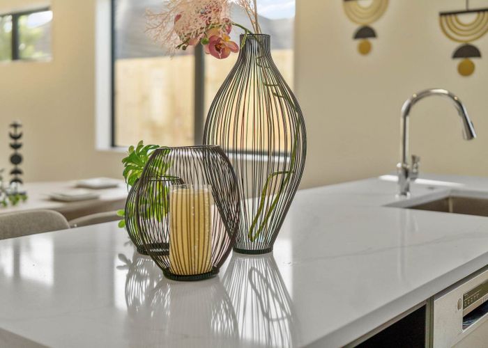  at 8B Duexberry Avenue, Northcote, North Shore City, Auckland