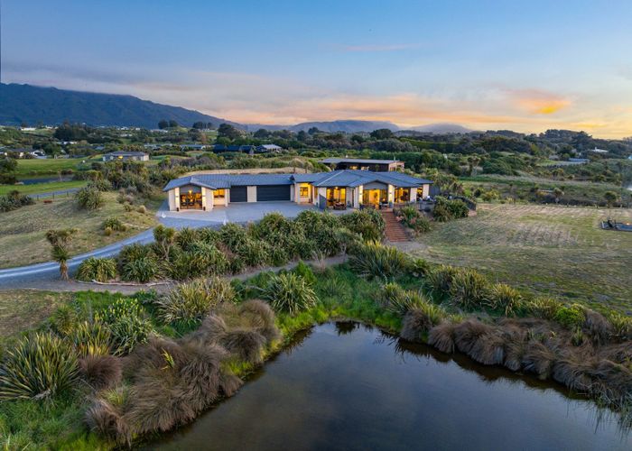  at 37 Pingao Lane, Peka Peka, Kapiti Coast, Wellington