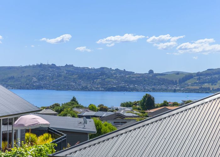  at 28 Coprosma Crescent, Waipahihi, Taupo