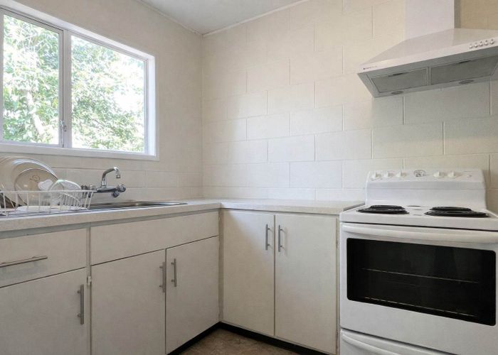  at 2/13 Koromiko Street, New Lynn, Waitakere City, Auckland