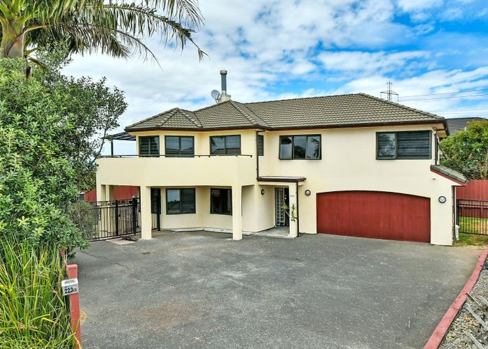  at 223 Hill Road, The Gardens, Manukau City, Auckland