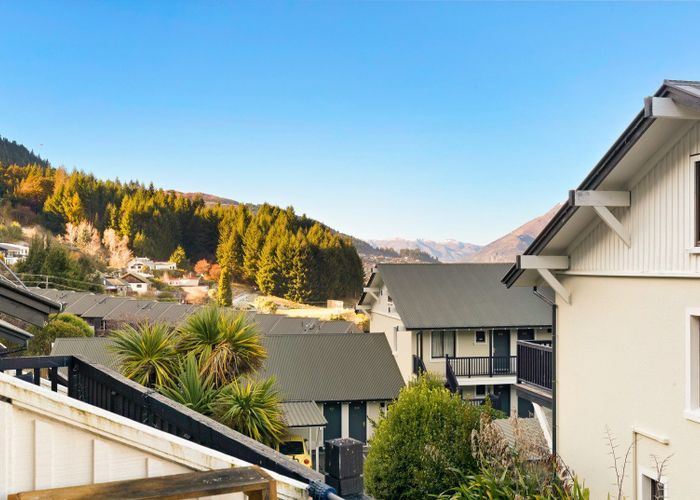  at 304 Aspen Apartments, 139 Fernhill Road, Fernhill, Queenstown-Lakes, Otago