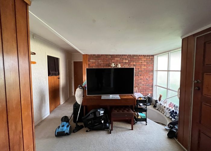  at 15 Lynbrooke Ave, Blockhouse Bay, Auckland City, Auckland