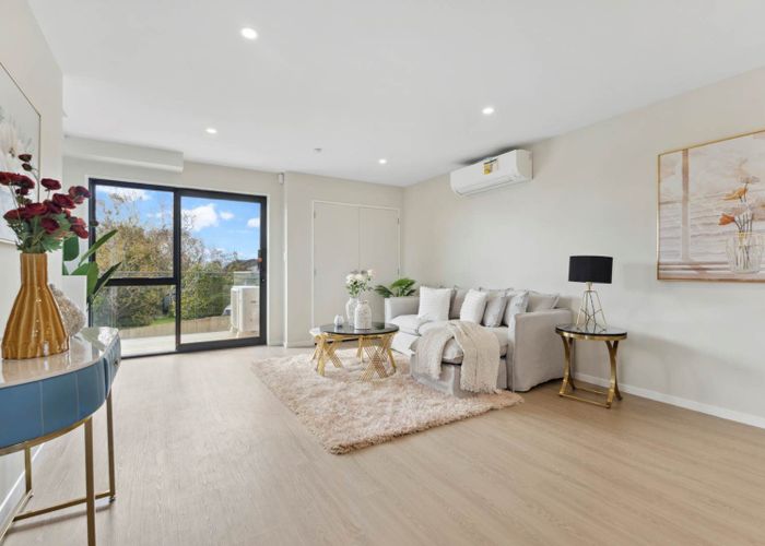  at Lot 6/24 Wayne Drive, Mangere, Manukau City, Auckland