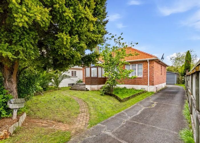  at 6 Somerset Road, Mount Albert, Auckland City, Auckland