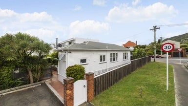  at 284 Karori Road, Karori, Wellington