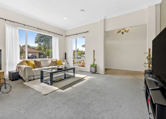  at 1 Stornaway Drive, Flat Bush, Manukau City, Auckland