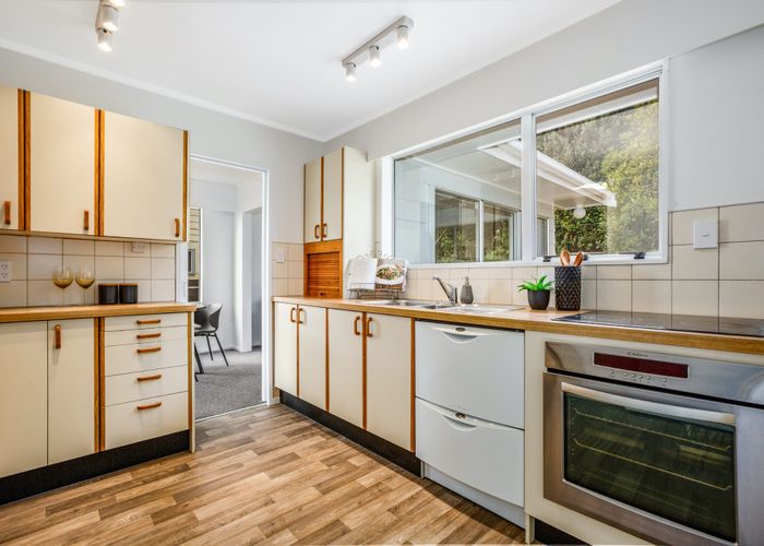  at 6 Tregear Place, Camborne, Porirua