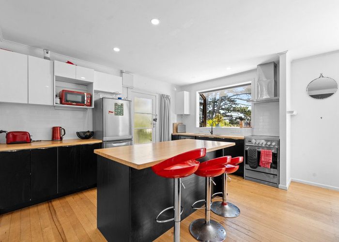  at 16 Stedman Place, Avondale, Auckland City, Auckland