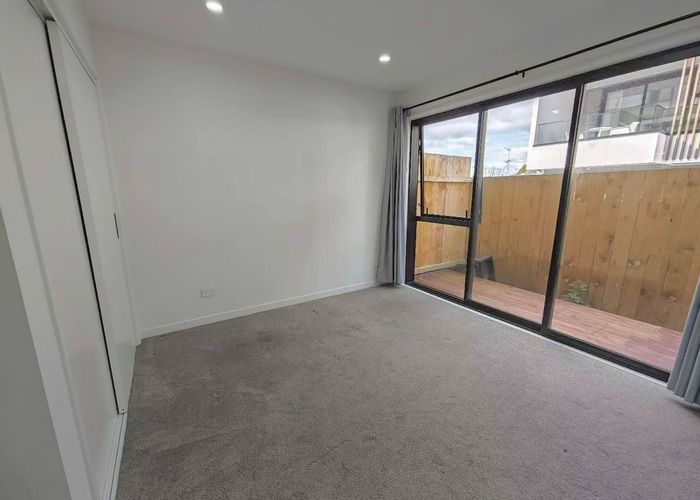  at 6/12 Tawera Road, Greenlane, Auckland City, Auckland