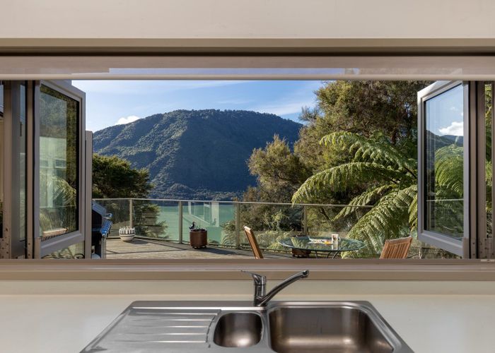  at 50 Tepuia Heights, Havelock
