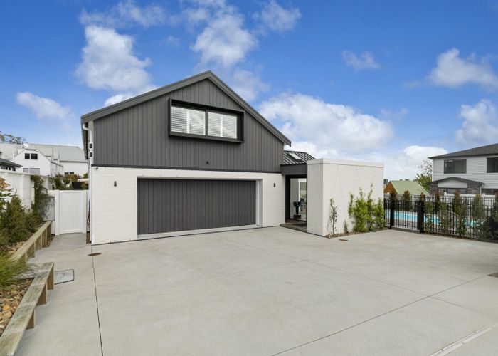  at 2C Roland Road, Greenhithe, Auckland