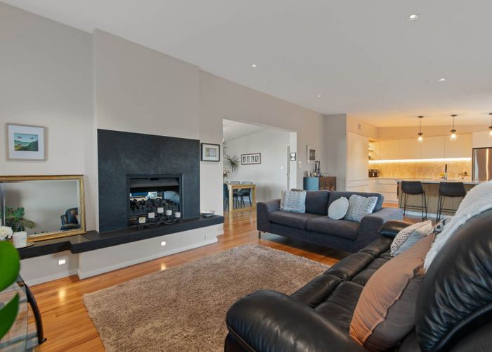  at 12 Luplau Crescent, Cockle Bay, Manukau City, Auckland