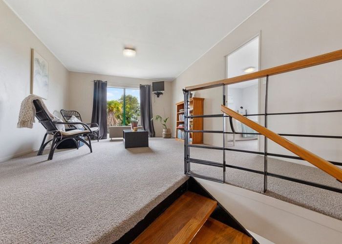  at 30 Simon Owen Place, Golflands, Manukau City, Auckland